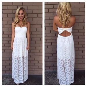 Dainty Hooligan Boutique Strapless White Sundress